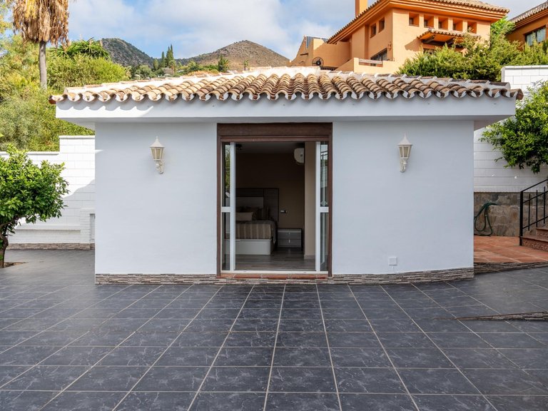 Villa for Sale in Benalmádena, Malaga 16