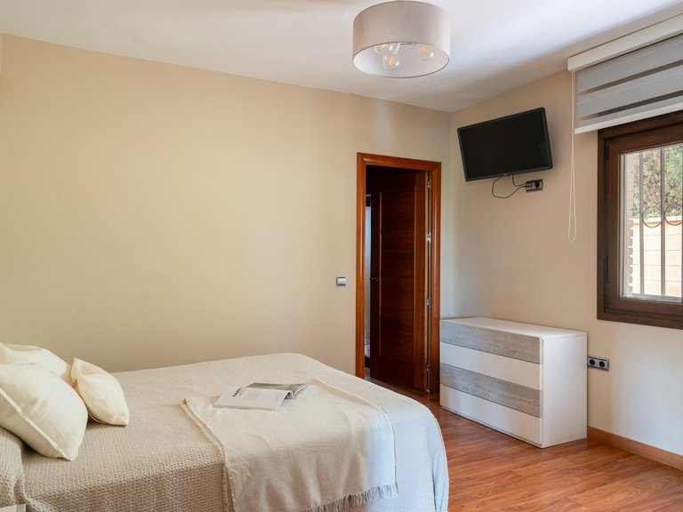 Villa for Sale in Benalmádena, Malaga 25