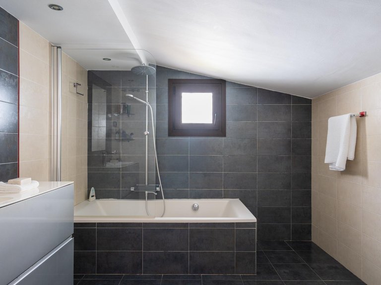 Villa for Sale in Benalmádena, Malaga 27