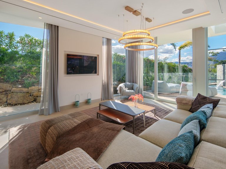 Villa for Sale in Marbella, Malaga 28