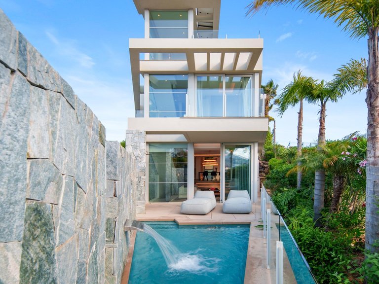 Villa for Sale in Marbella, Malaga 39