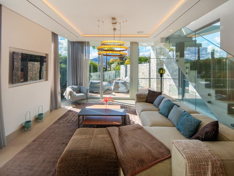 Villa for Sale in Marbella, Malaga 40