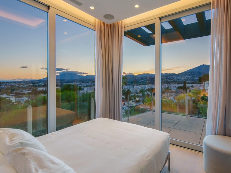 Villa for Sale in Marbella, Malaga 49