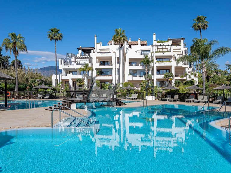 Penthouse for Sale in Estepona, Malaga 1