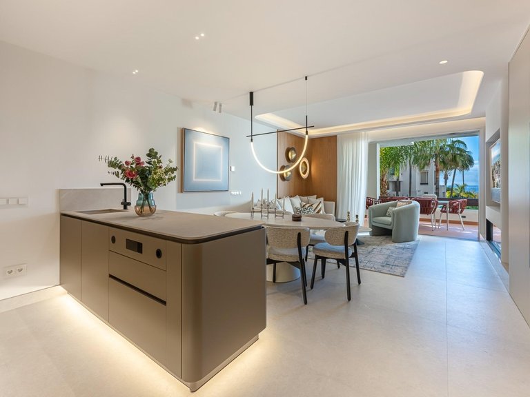 Penthouse for Sale in Estepona, Malaga 11