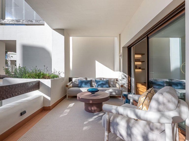 Penthouse for Sale in Estepona, Malaga 18