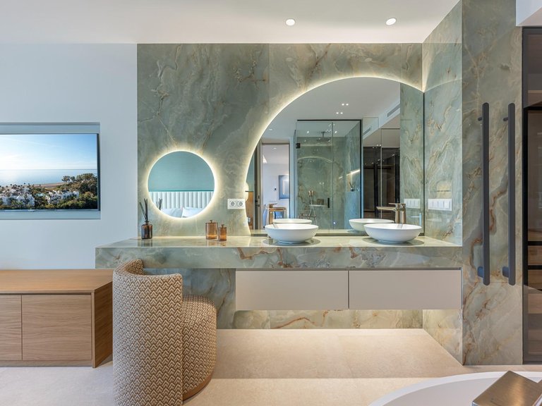 Penthouse for Sale in Estepona, Malaga 25