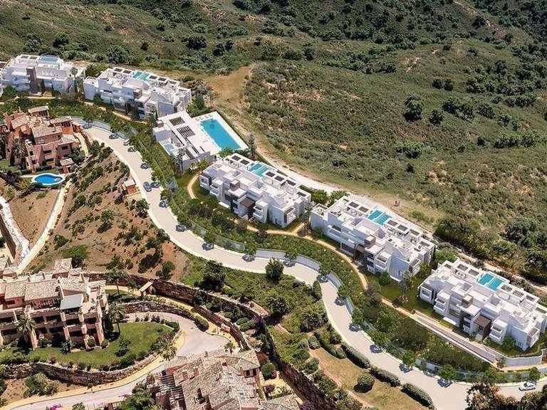 Apartment for Sale in Ojen, Malaga 13