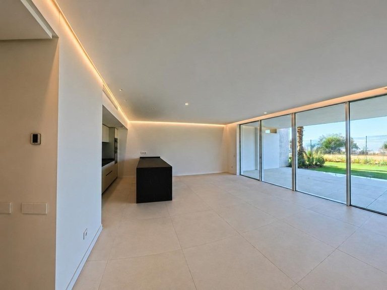 Apartment for Sale in Ojen, Malaga 26