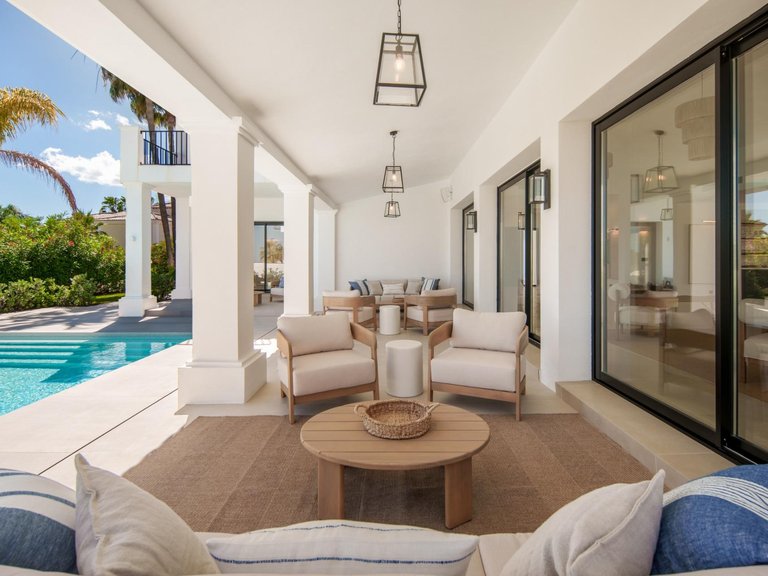 Villa for Sale in Benahavis, Malaga 19