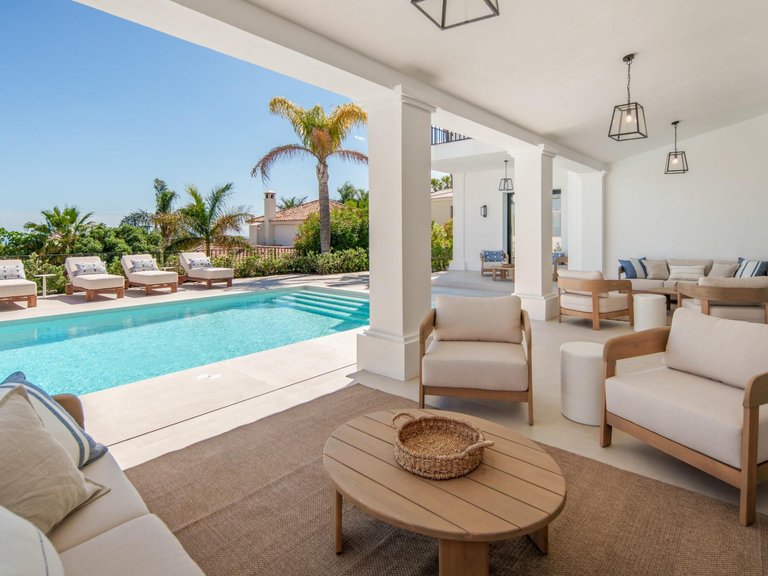 Villa for Sale in Benahavis, Malaga 24