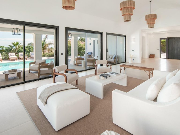 Villa for Sale in Benahavis, Malaga 32