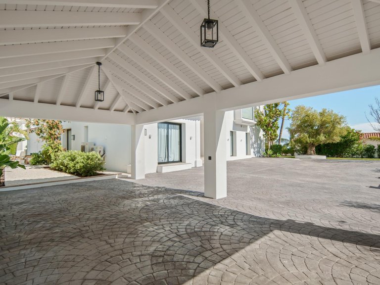 Villa for Sale in Benahavis, Malaga 40