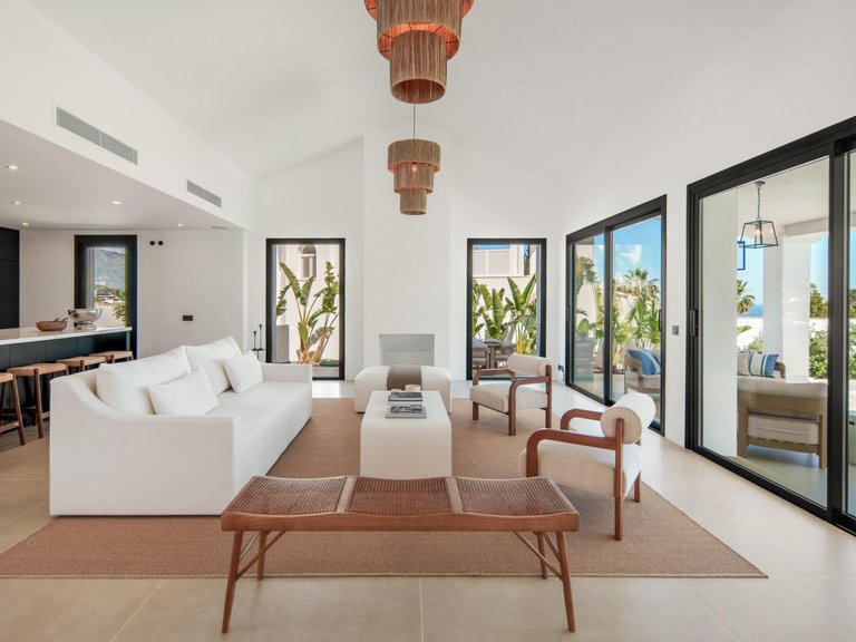 Villa for Sale in Benahavis, Malaga 9