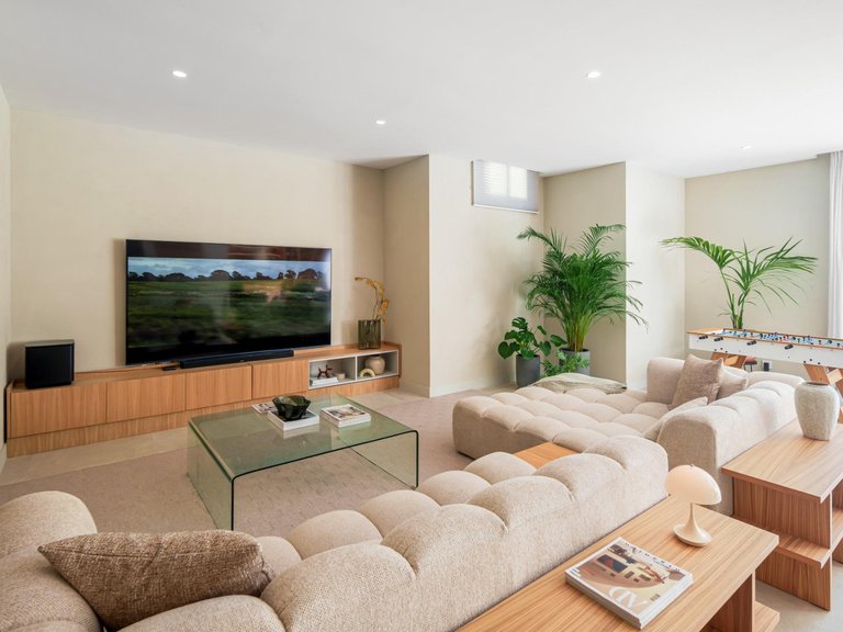 Villa for Sale in Estepona, Malaga 19
