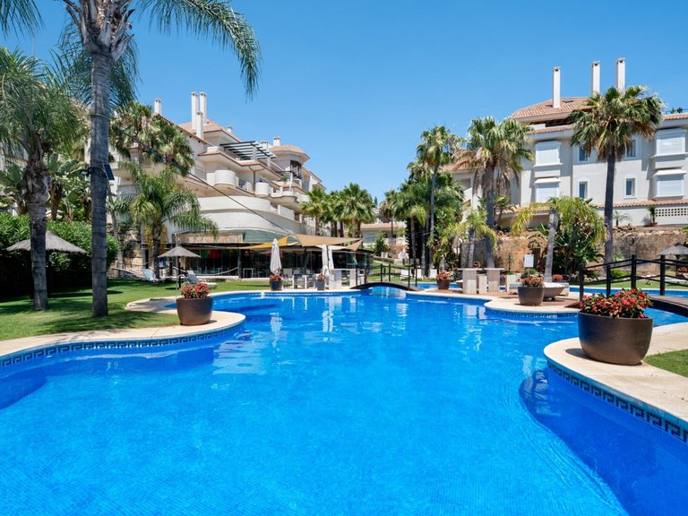 Penthouse for Sale in Marbella, Malaga 2