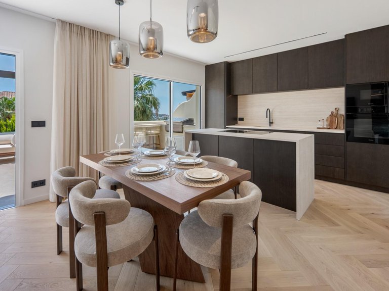 Penthouse for Sale in Marbella, Malaga 8