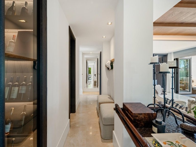 Apartment for Sale in Marbella, Malaga 28