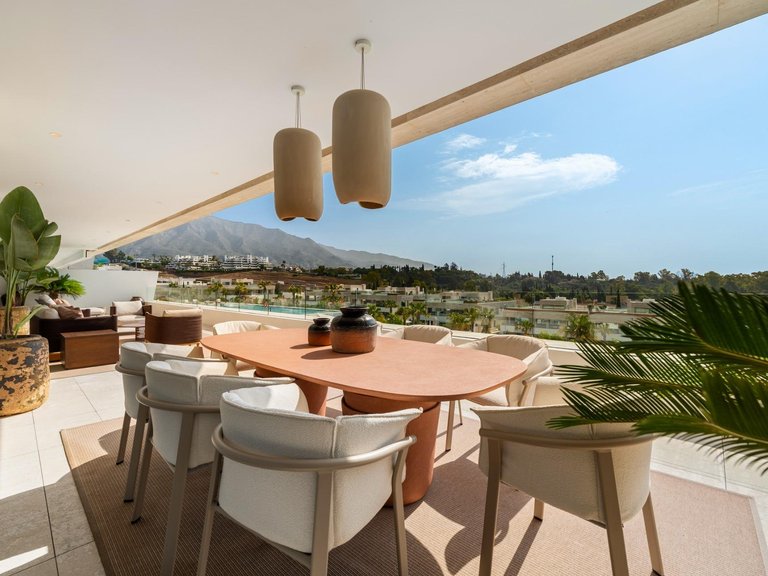 Penthouse for Sale in Marbella, Malaga 16
