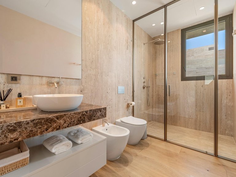 Penthouse for Sale in Marbella, Malaga 18