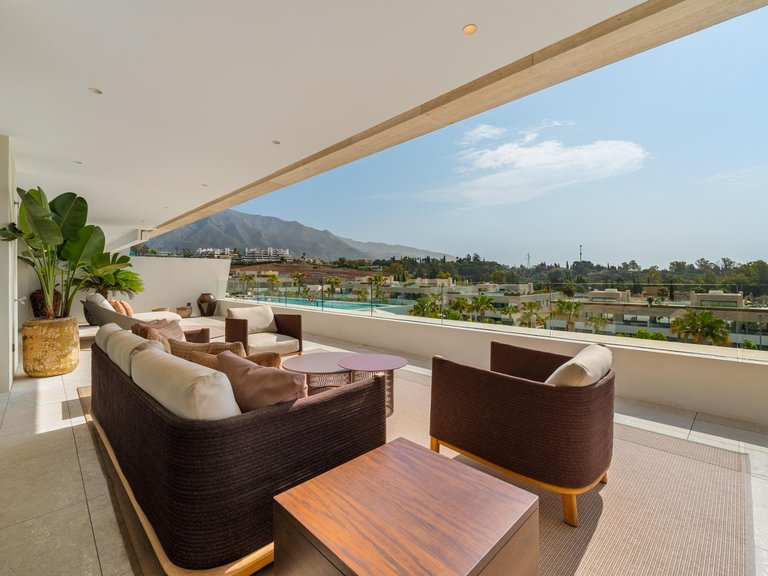 Penthouse for Sale in Marbella, Malaga 40