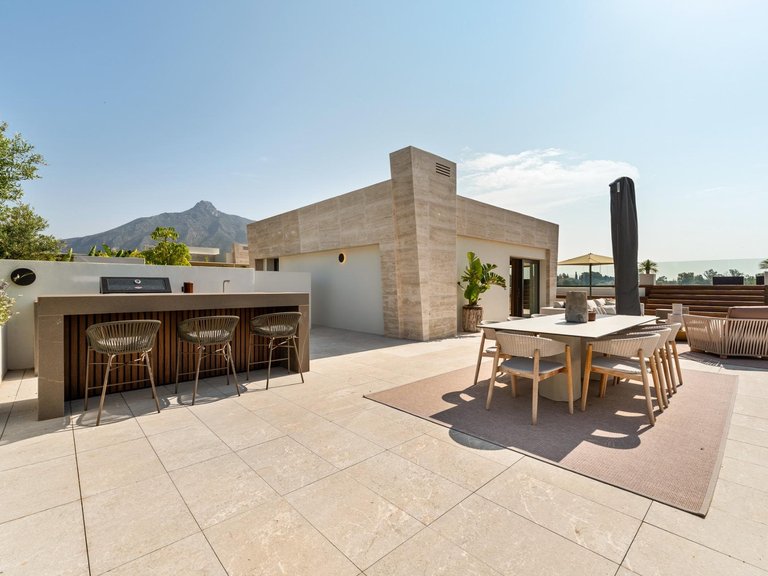 Penthouse for Sale in Marbella, Malaga 42
