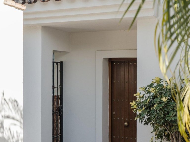 Villa for Sale in Marbella, Malaga 25