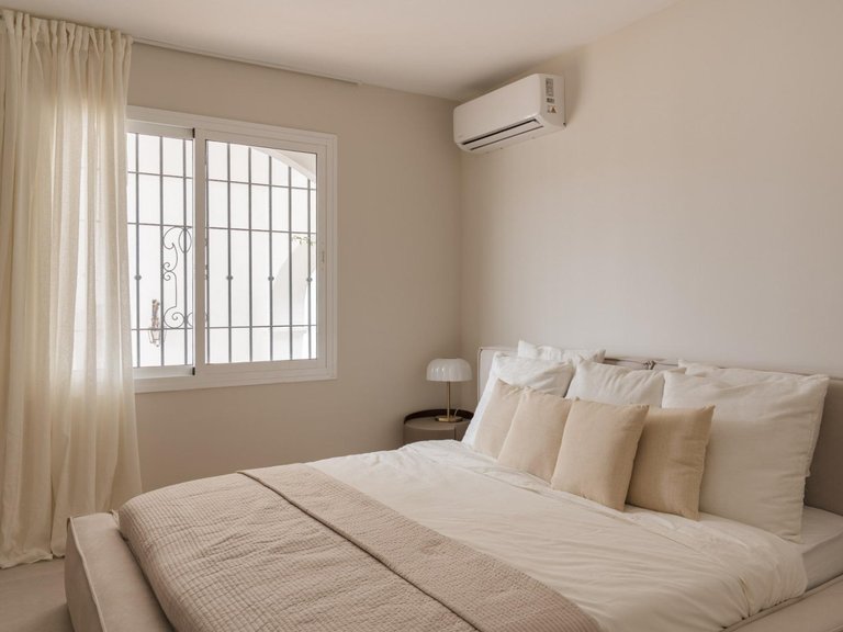 Apartment for Sale in Benahavis, Malaga 15