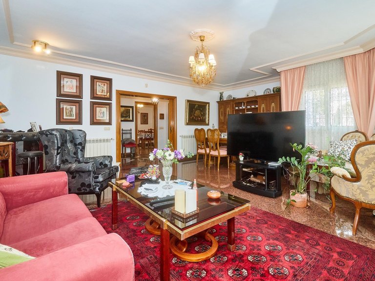 Villa for Sale in Fuengirola, Malaga 10