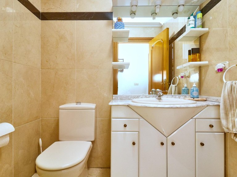 Villa for Sale in Fuengirola, Malaga 17