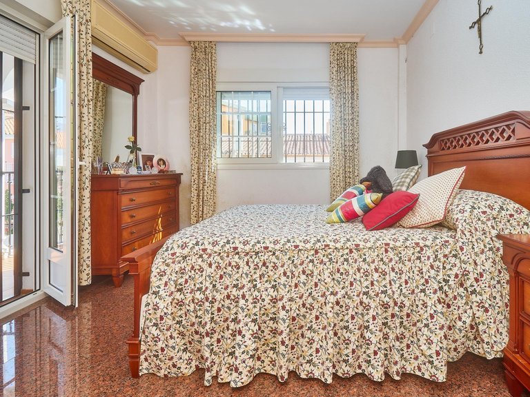 Villa for Sale in Fuengirola, Malaga 29