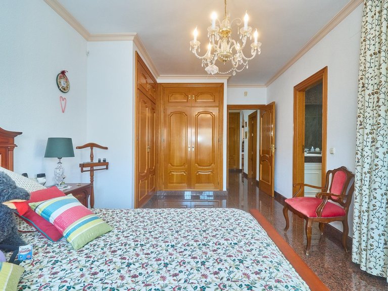 Villa for Sale in Fuengirola, Malaga 30