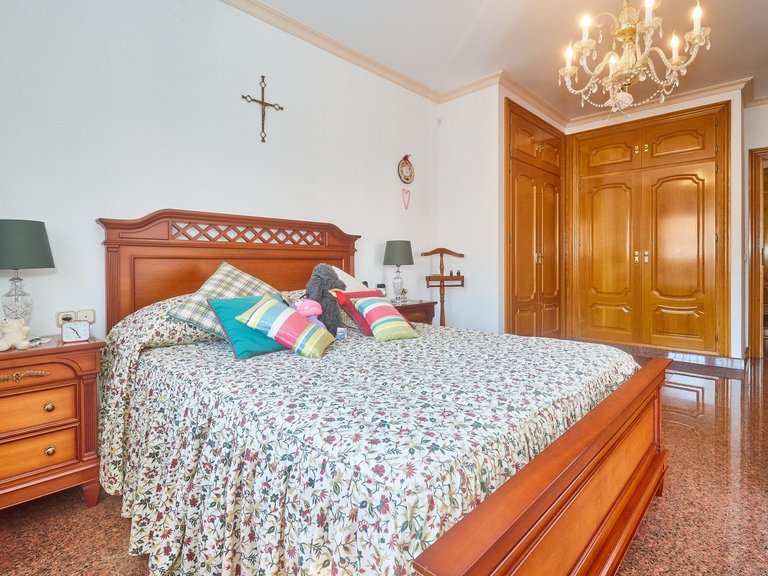 Villa for Sale in Fuengirola, Malaga 32