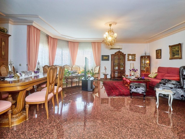Villa for Sale in Fuengirola, Malaga 9