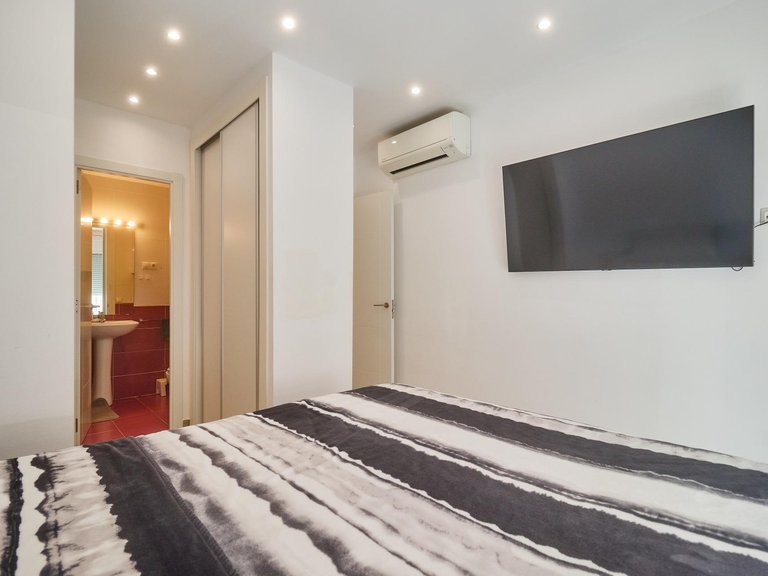Apartment for Sale in Fuengirola, Malaga 25