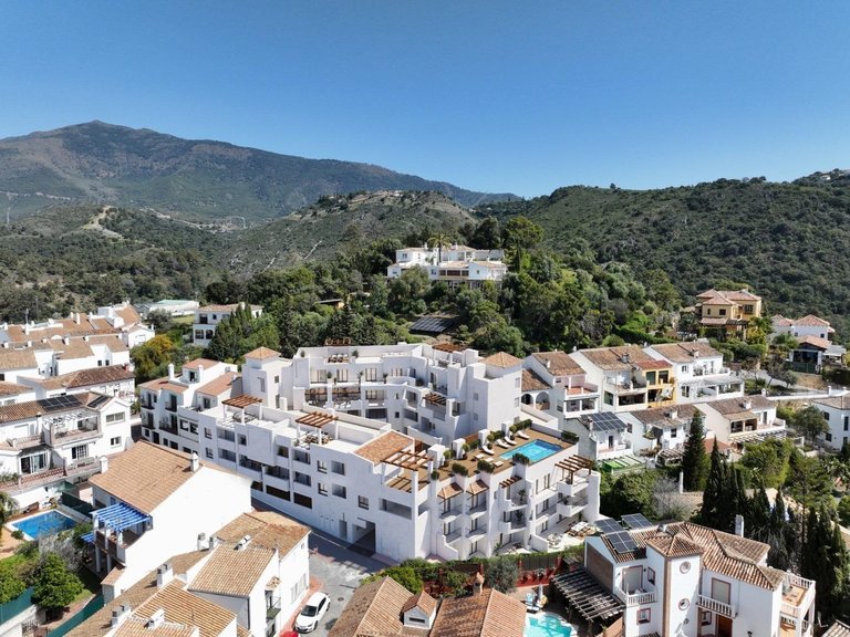 Apartment for Sale in Benahavis, Malaga 23