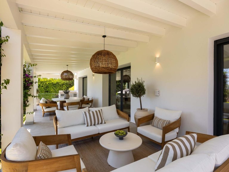 Villa for Sale in Estepona, Malaga 17
