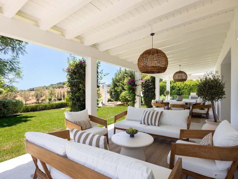 Villa for Sale in Estepona, Malaga 18