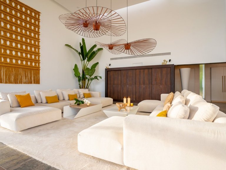 Villa for Sale in Benalmádena, Malaga 7