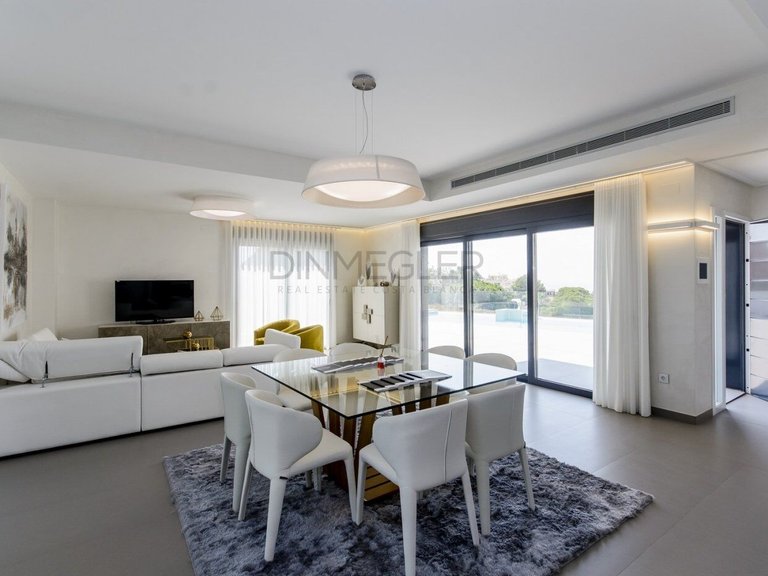 Villa for Sale in Orihuela Costa, Alicante 11