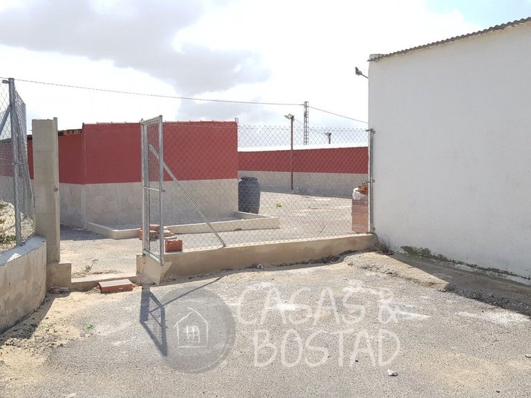 Country House for Sale in Los Montesinos, Alicante 12