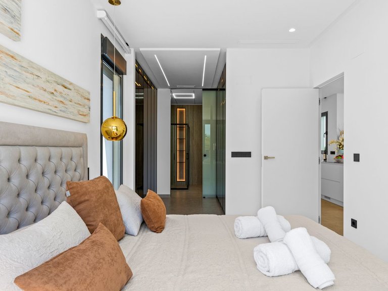 Villa for Sale in El Campello, Alicante 22