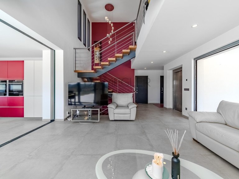 Villa for Sale in La Marina, Alicante 19