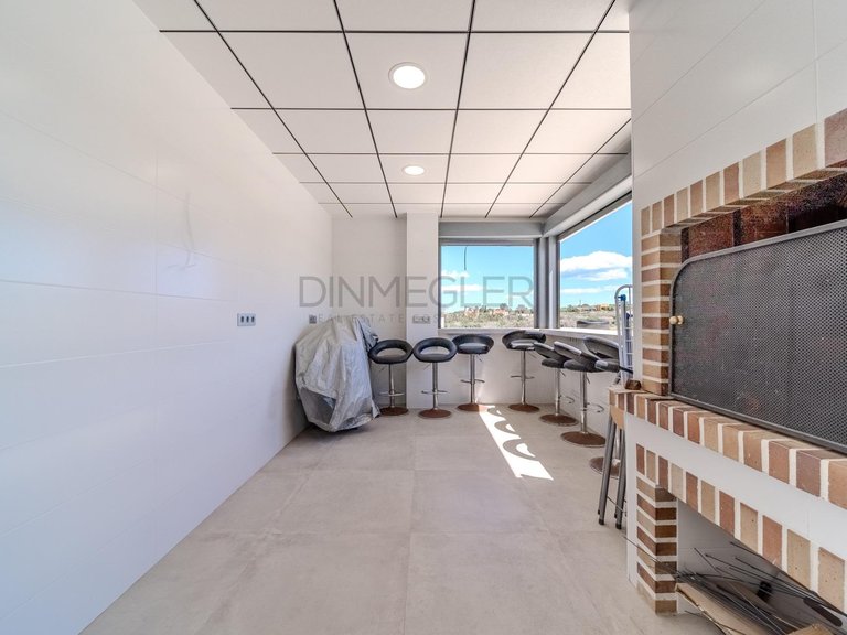 Villa for Sale in La Marina, Alicante 23