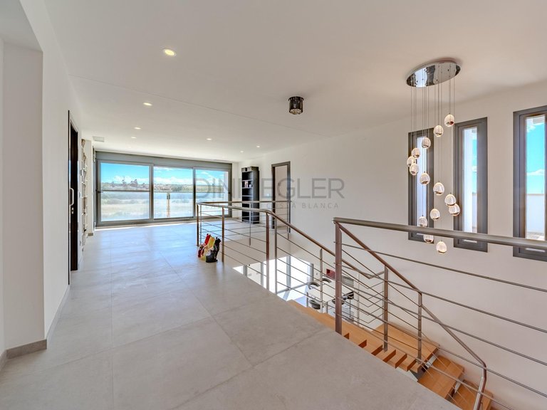 Villa for Sale in La Marina, Alicante 41