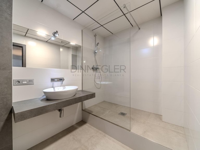 Villa for Sale in La Marina, Alicante 46