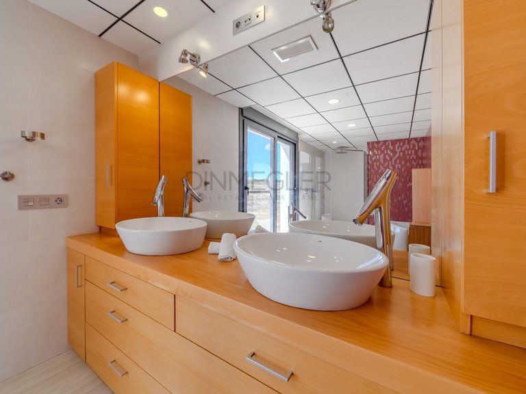 Villa for Sale in La Marina, Alicante 50