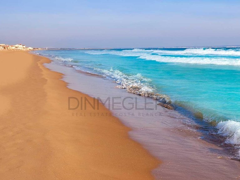 Penthouse for Sale in Guardamar Del Segura, Alicante 16