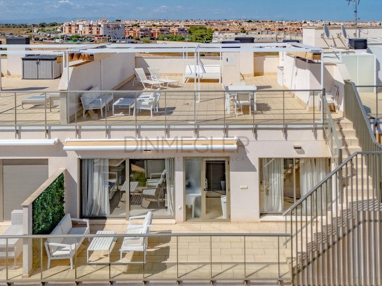 Ático en venta en Orihuela Costa, Alicante 44