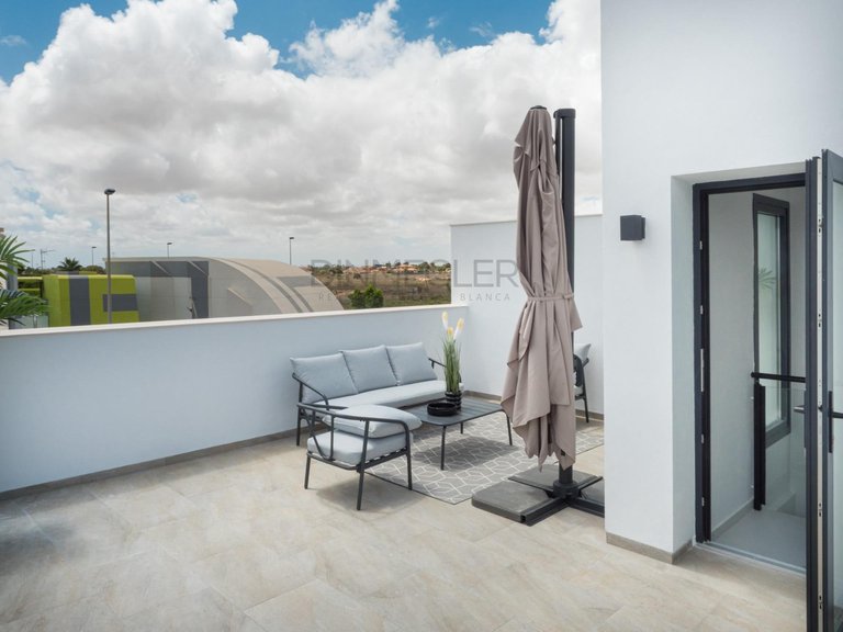 Villa for Sale in San Pedro Del Pinatar, Murcia 45